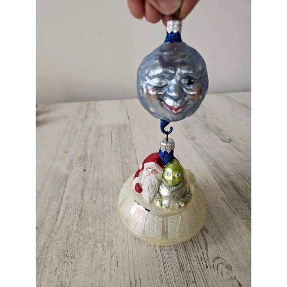 Patricia breen in The Cosmos spaceship Moon alien Santa UFO ornament RARE glass - Picture 1 of 10